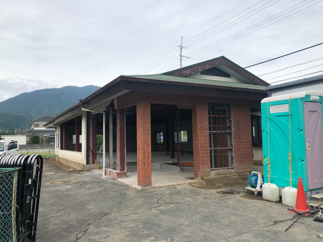 歯科医院の解体風景