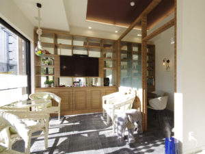 歯科医院　商品陳列棚　デザイン