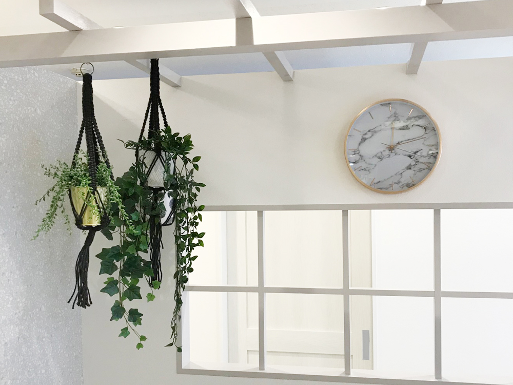 マクラメ　プラントハンガー　作家　エステサロン　スクエアプラス　内装デザイン　設計デザイン　施工