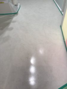 ワックス　リフォーム　メンテナンス　床　汚れ　UVコーティング