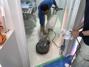 ワックス　リフォーム　メンテナンス　床　汚れ　UVコーティング