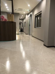 歯科 デザイン 医院 メンテナンス サブスクリプション 定期清掃 床掃除 スタッフ指導